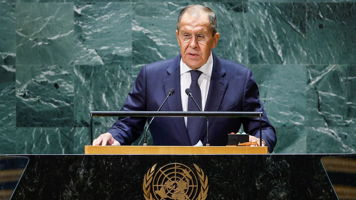 Lavrov označil plán na oživení obilné dohody za nerealistický, Západ za říši lží